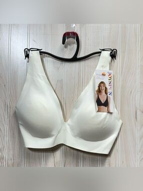 Wireless Seamless Molded Bra in Light Cream - Comfortable Everyday Support